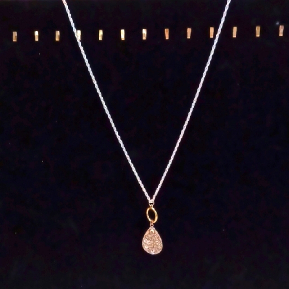 Womans Silver Plated Engraved Twist Rope‎ Necklace